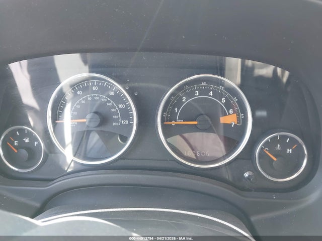 2014 Jeep Compass Latitude მანქანა იყიდება აუქციონზე, vin: 1C4NJCEB0ED707145, აუქციონის ნომერი: 44913794