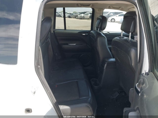 2014 Jeep Compass Latitude მანქანა იყიდება აუქციონზე, vin: 1C4NJCEB0ED707145, აუქციონის ნომერი: 44913794