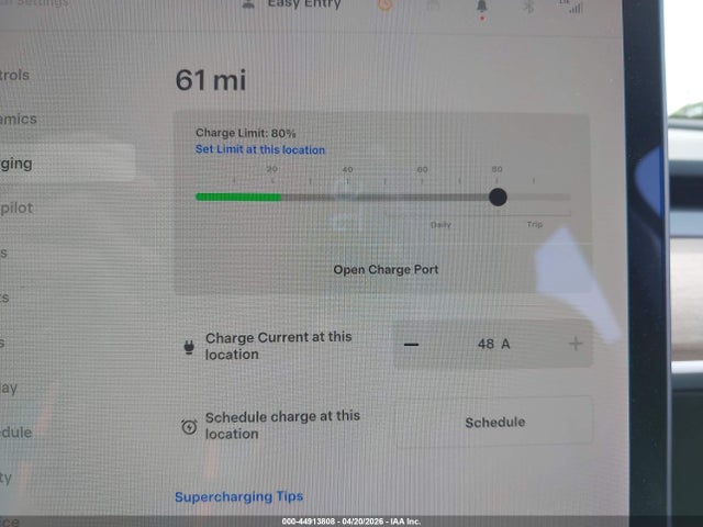 Tesla Model Y Long Range Dual Motor All-wheel Drive 2022 7SAYGAEEXNF366830 Image 17