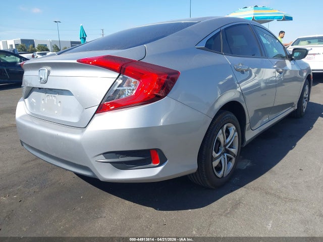 Honda Civic Lx 2017 2HGFC2F53HH500386 Image 4