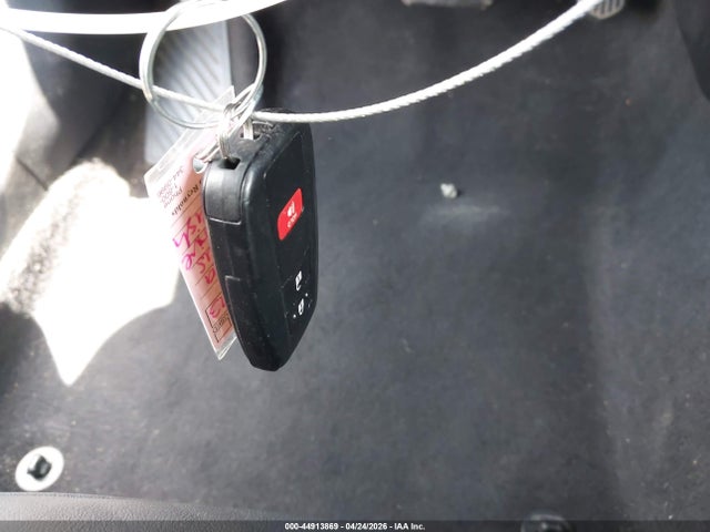 2016 Toyota Prius Four მანქანა იყიდება აუქციონზე, vin: JTDKARFU2G3527597, აუქციონის ნომერი: 44913869