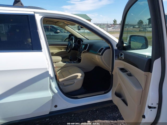 2014 Jeep Grand Cherokee Laredo მანქანა იყიდება აუქციონზე, vin: 1C4RJFAG1EC239517, აუქციონის ნომერი: 44913882