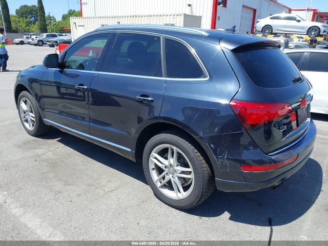 2015 Audi Q5 2.0t Premium მანქანა იყიდება აუქციონზე, vin: WA1LFAFP8FA123788, აუქციონის ნომერი: 44913905
