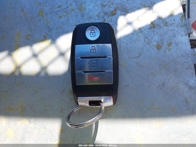 Продажа на аукционе авто 2017 Kia Niro Lx, vin: KNDCB3LC3H5091861, номер лота: 44913906