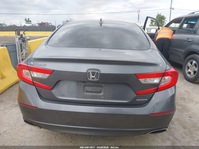 1HGCV1F93JA078909 Honda Accord Touring