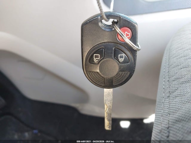 1FMCU0G99HUE74244 Ford ESCAPE SE