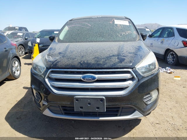 1FMCU0G99HUE74244 Ford ESCAPE SE