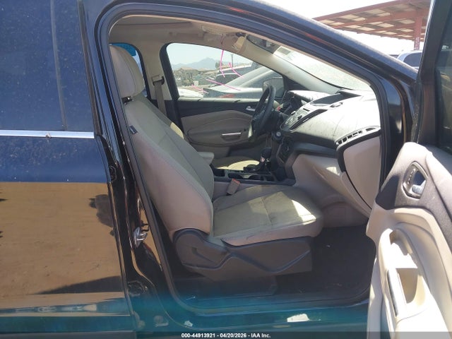1FMCU0G99HUE74244 Ford ESCAPE SE