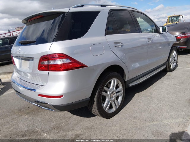 Продаж на аукціоні авто 2015 Mercedes-benz Ml 350, vin: 4JGDA5JB4FA559349, номер лоту: 44913937