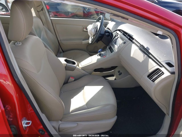 Toyota Prius Four 2014 JTDKN3DU9E0381587 Image 5