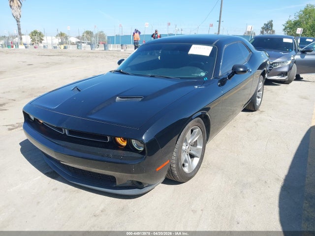 2C3CDZAG7KH503593 Dodge Challenger Sxt