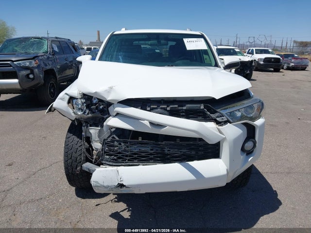 Toyota 4RUNNER SR5 2014 JTEBU5JR5E5152790 Image 12