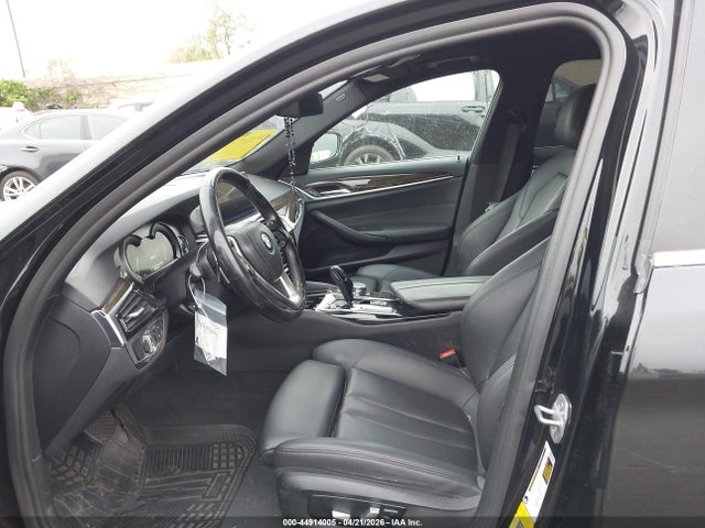 WBAJA9C57KB389026 BMW 530e Iperformance