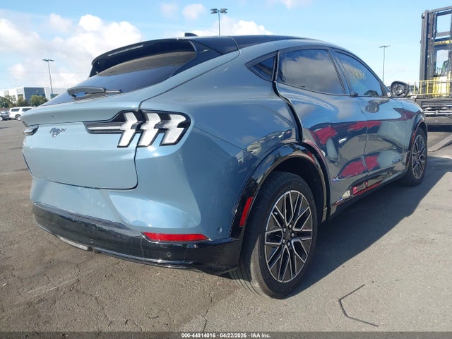 Продажа на аукционе авто 2024 Ford Mustang Mach-e Premium, vin: 3FMTK3R75RMA20968, номер лота: 44914016