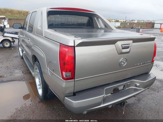 2002 Cadillac Escalade Ext Standard მანქანა იყიდება აუქციონზე, vin: 3GYEK63N72G333928, აუქციონის ნომერი: 44914033