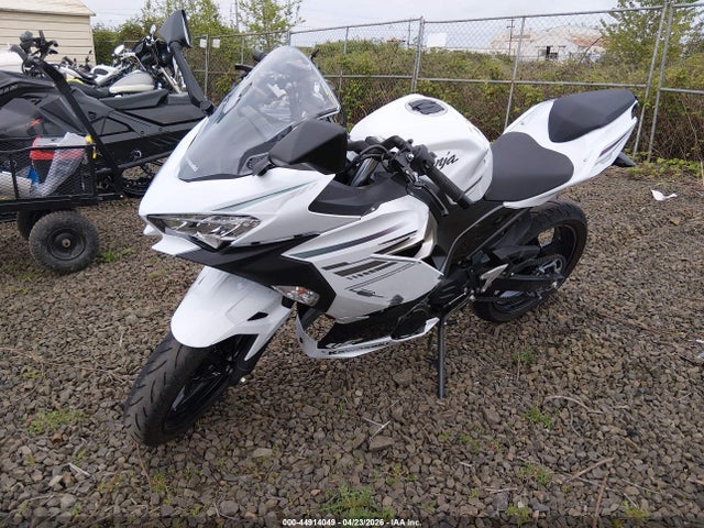Kawasaki EX400 2023 JKAEXKH1XPDAR7427 Image 2