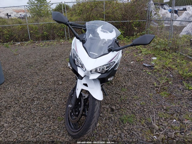 Kawasaki EX400 2023 JKAEXKH1XPDAR7427 Image 5