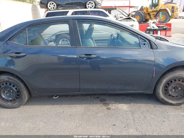 Toyota COROLLA SE 2018 5YFBURHE6JP822049 Image 14