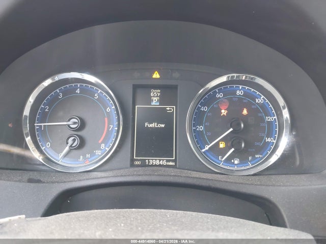 Toyota COROLLA SE 2018 5YFBURHE6JP822049 Image 7