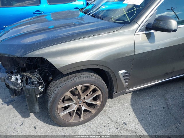 2024 Bmw X5 Xdrive40i მანქანა იყიდება აუქციონზე, vin: 5UX23EU04R9T75405, აუქციონის ნომერი: 44914080