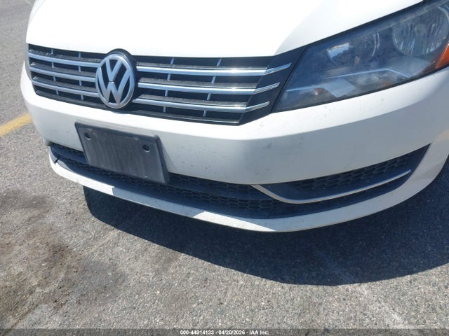 1VWBN7A38EC053625 Volkswagen Passat 2.0l Tdi Se