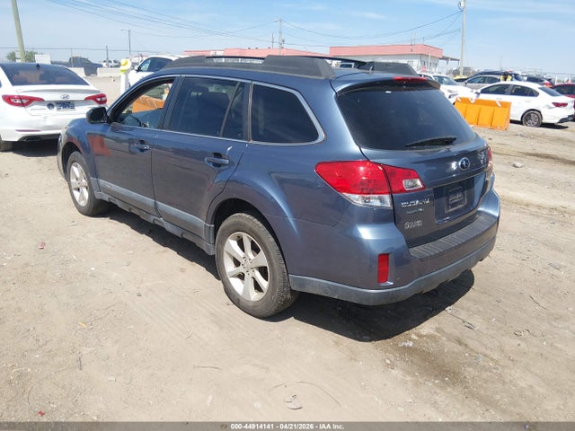 44914141 :رقم المزاد ، 4S4BRCCC9E3235763 vin ، 2014 Subaru Outback 2.5i Premium مزاد بيع