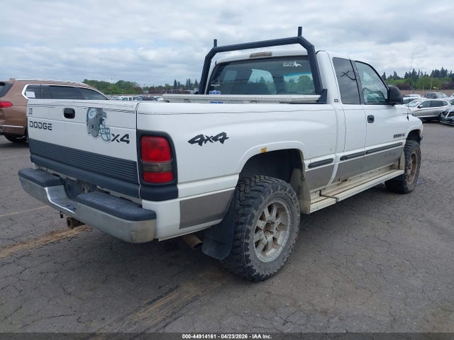 Продаж на аукціоні авто 2000 Dodge Ram 1500 St, vin: 3B7HF13Y0YG116881, номер лоту: 44914161