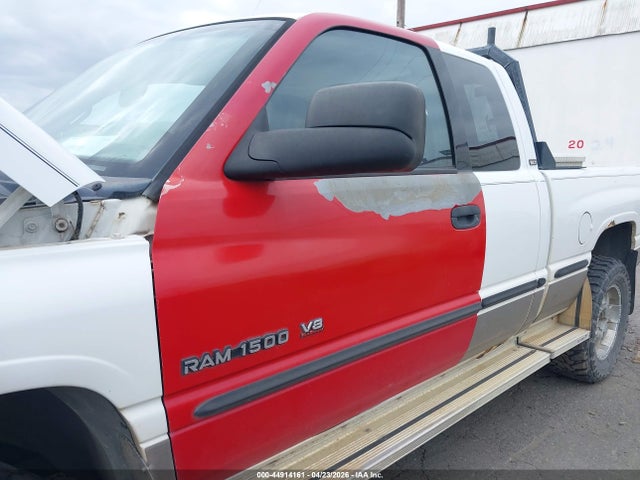 Продаж на аукціоні авто 2000 Dodge Ram 1500 St, vin: 3B7HF13Y0YG116881, номер лоту: 44914161