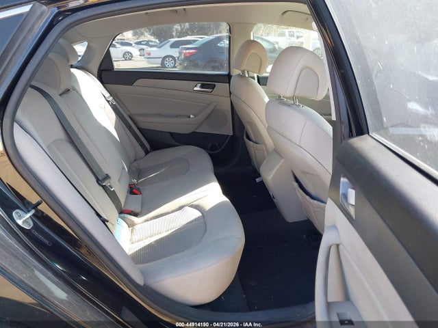 Продажа на аукционе авто 2015 Hyundai Sonata Se, vin: 5NPE24AF4FH002615, номер лота: 44914190