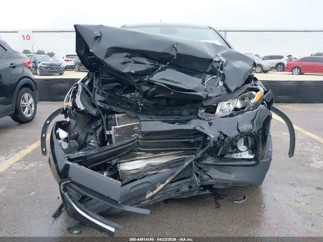 44914195 :رقم المزاد ، 3GNCJKSB4JL235324 vin ، 2018 Chevrolet Trax Ls مزاد بيع