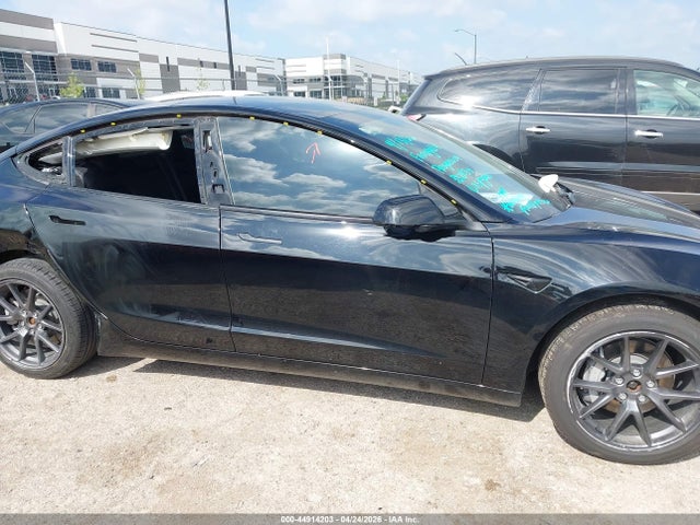 Продаж на аукціоні авто 2022 Tesla Model 3 Long Range Dual Motor All-wheel Drive, vin: 5YJ3E1EB3NF350939, номер лоту: 44914203