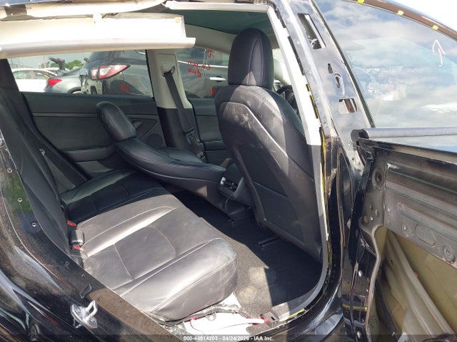 Продаж на аукціоні авто 2022 Tesla Model 3 Long Range Dual Motor All-wheel Drive, vin: 5YJ3E1EB3NF350939, номер лоту: 44914203