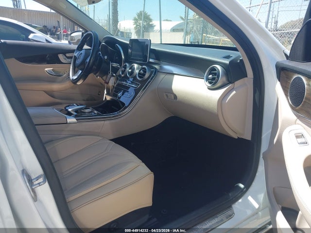 Aukcja sprzedaży 2016 Mercedes-benz C 300, vin: 55SWF4JB8GU128044, numer aukcji: 44914232