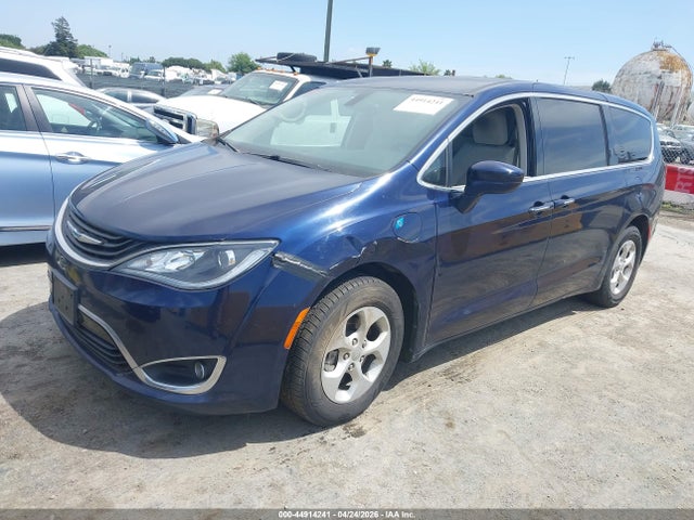 2C4RC1H79JR236546 Chrysler Pacifica Hybrid Touring Plus