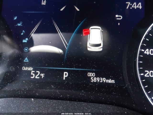 5TDZSKFC6NS042689 Toyota Sienna Limited