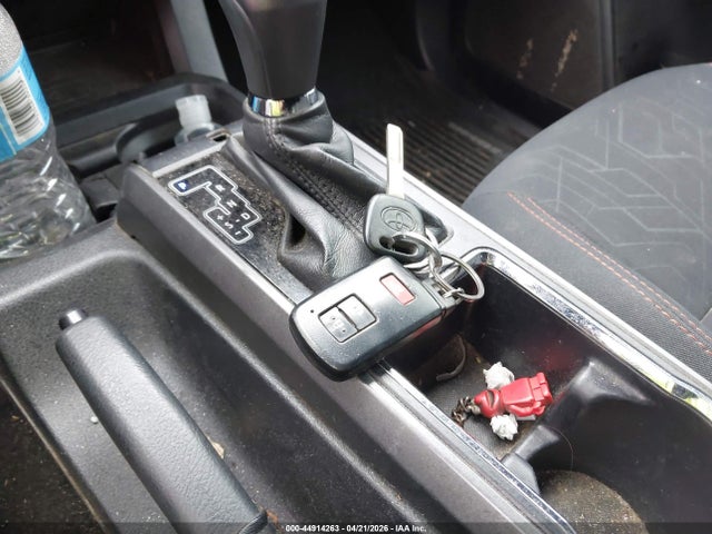 3TMAZ5CN0HM045320 Toyota Tacoma Trd Sport