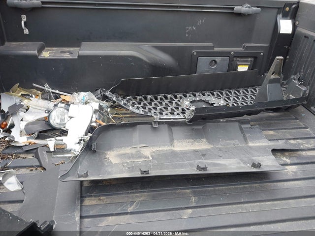 3TMAZ5CN0HM045320 Toyota Tacoma Trd Sport