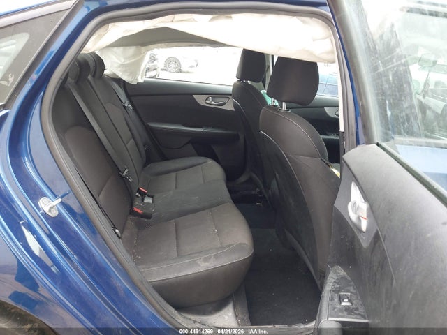 44914269 :رقم المزاد ، 3KPF24AD8PE571377 vin ، 2023 Kia Forte Lxs مزاد بيع