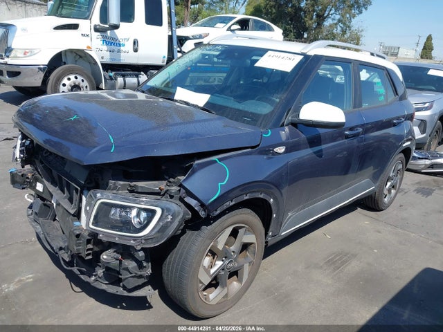 KMHRC8A39NU141103 Hyundai Venue Limited