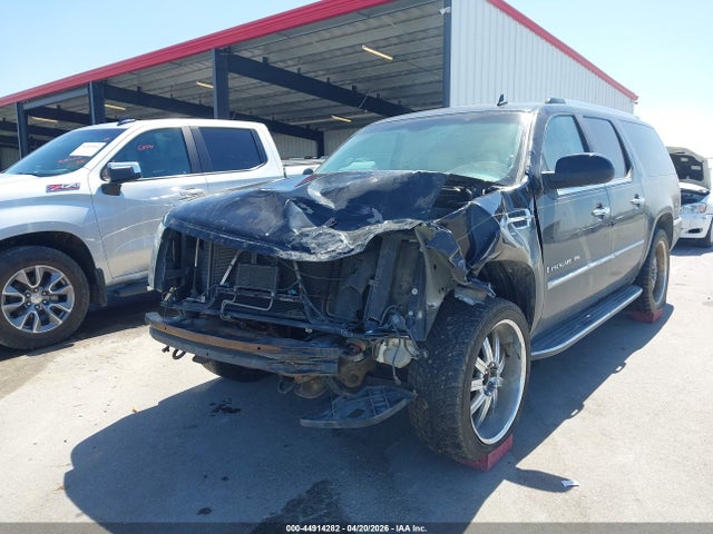 44914282 :رقم المزاد ، 1GYFK66827R321851 vin ، 2007 Cadillac Escalade Esv Standard مزاد بيع
