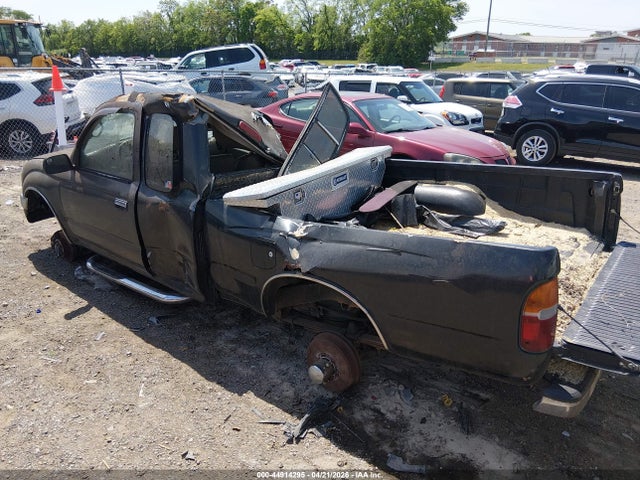 44914295 :رقم المزاد ، 4TAWM72N8TZ112556 vin ، 1996 Toyota Tacoma Xtracab مزاد بيع