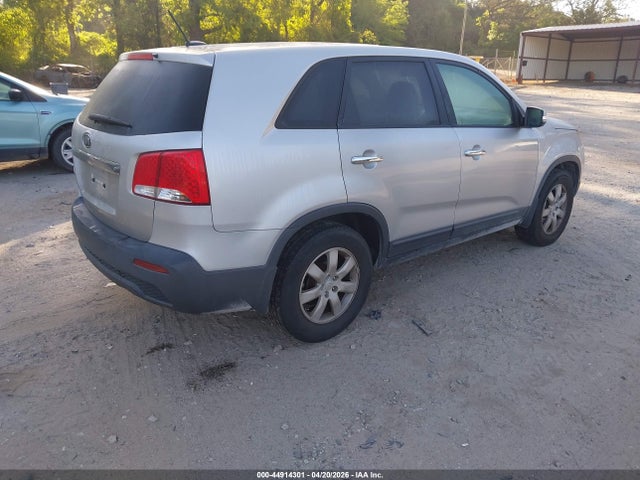 Продаж на аукціоні авто 2011 Kia Sorento Lx, vin: 5XYKT3A12BG085770, номер лоту: 44914301