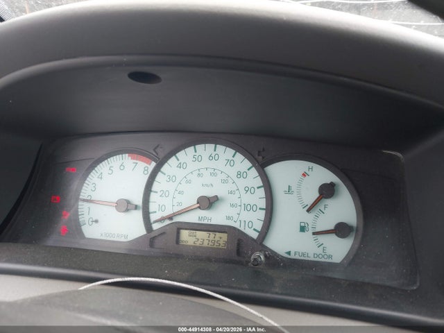 44914308 :رقم المزاد ، JTDBR32E130008945 vin ، 2003 Toyota Corolla Le مزاد بيع