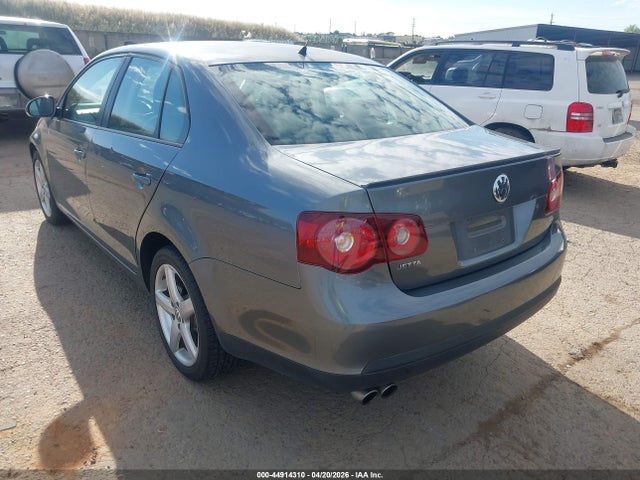 Продажа на аукционе авто 2010 Volkswagen Jetta Limited Edition, vin: 3VWAZ7AJ3AM101538, номер лота: 44914310