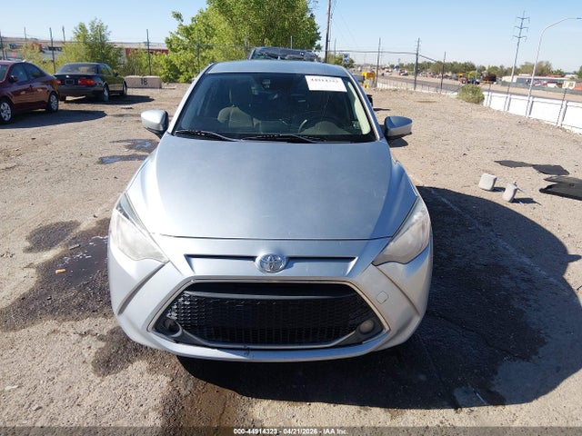 44914323 :رقم المزاد ، 3MYDLBJV0LY709506 vin ، 2020 Toyota Yaris Le مزاد بيع