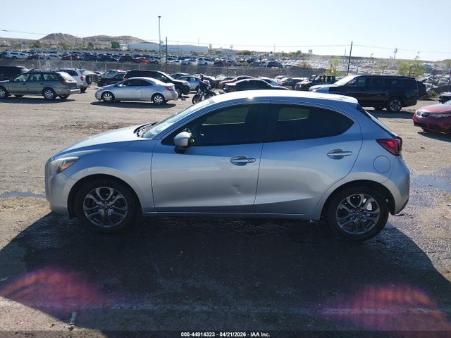 44914323 :رقم المزاد ، 3MYDLBJV0LY709506 vin ، 2020 Toyota Yaris Le مزاد بيع