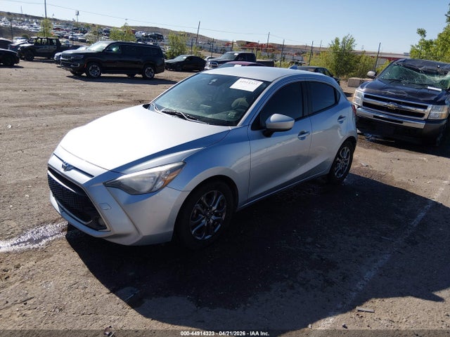 44914323 :رقم المزاد ، 3MYDLBJV0LY709506 vin ، 2020 Toyota Yaris Le مزاد بيع