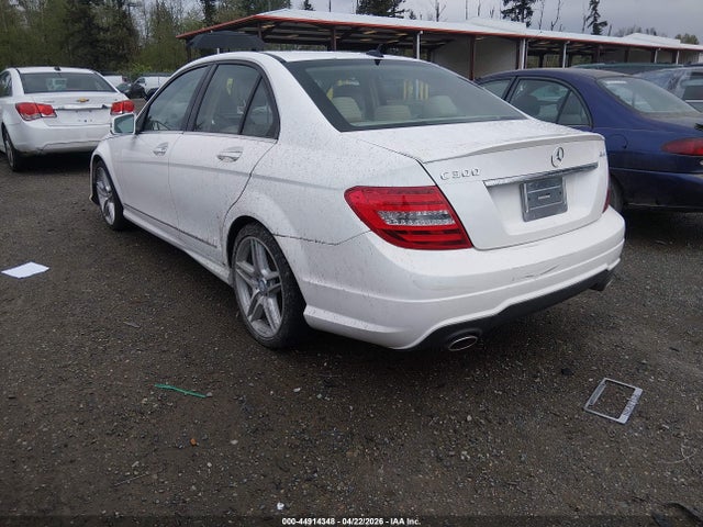 WDDGF8AB1ER308802 Mercedes-Benz C 300 Sport 4matic