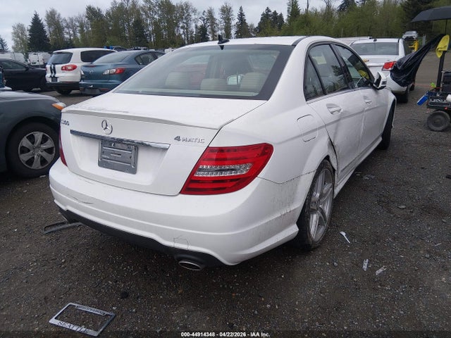 WDDGF8AB1ER308802 Mercedes-Benz C 300 Sport 4matic