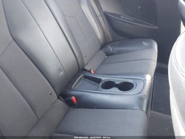 Aukcja sprzedaży 2013 Hyundai Veloster Base W/black, vin: KMHTC6AD9DU116882, numer aukcji: 44914352